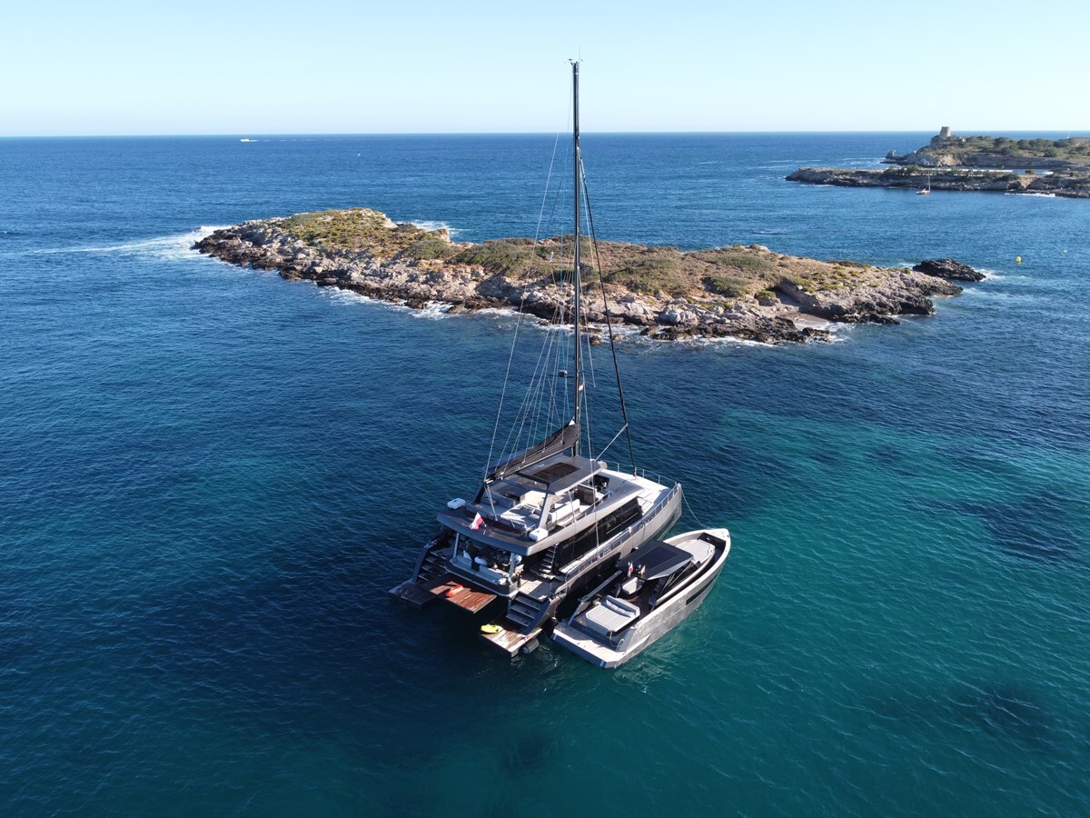 2024-moon-yachts-63-5-94f356