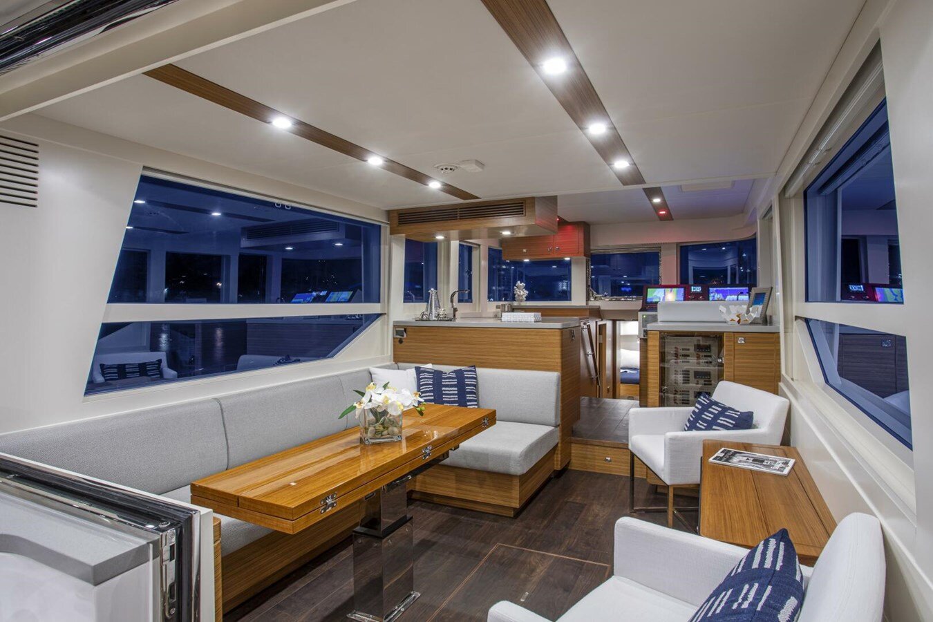 2024-outback-yachts-56-3-c41cd9