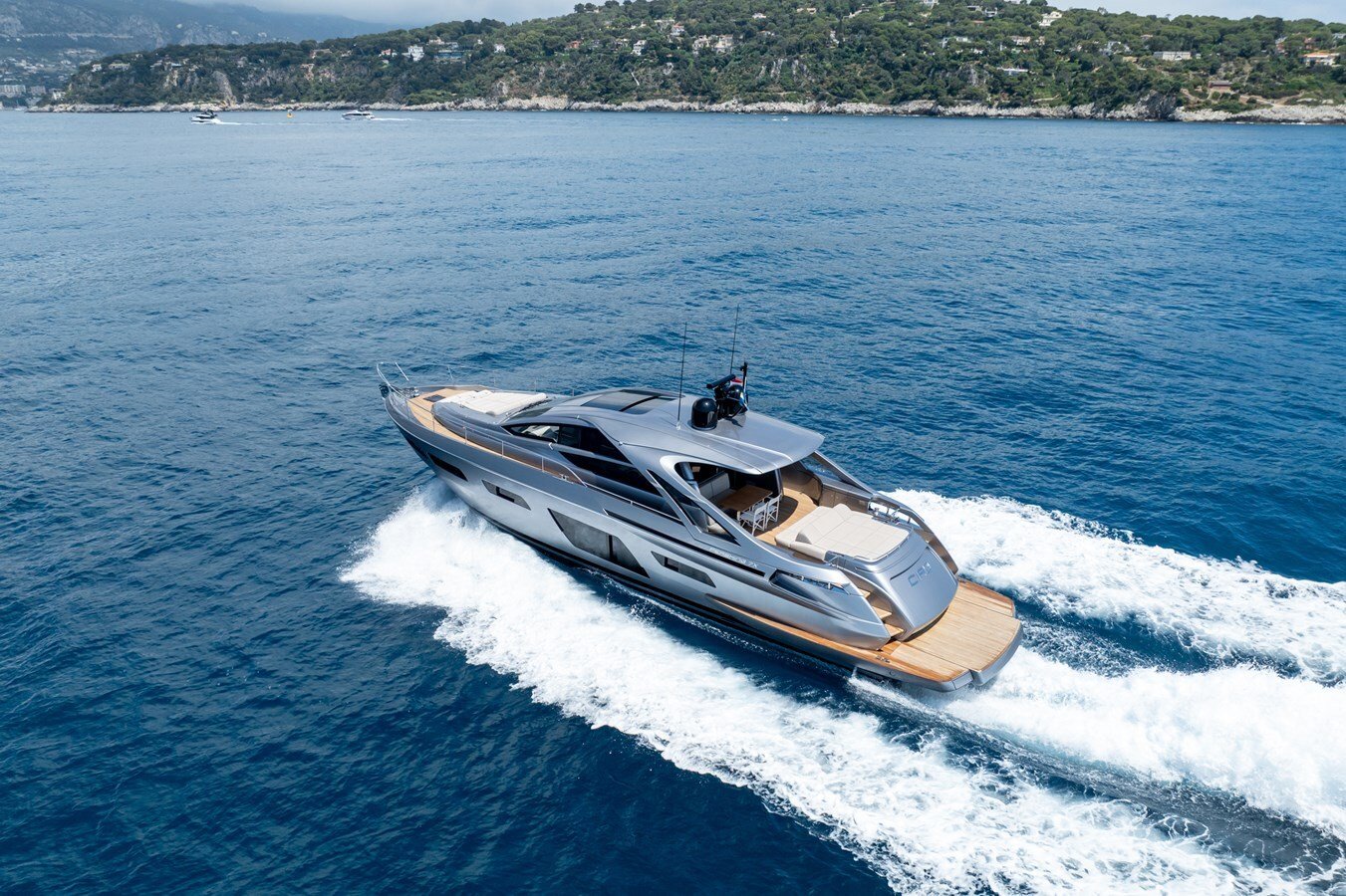 2024-pershing-69-3-13a96e