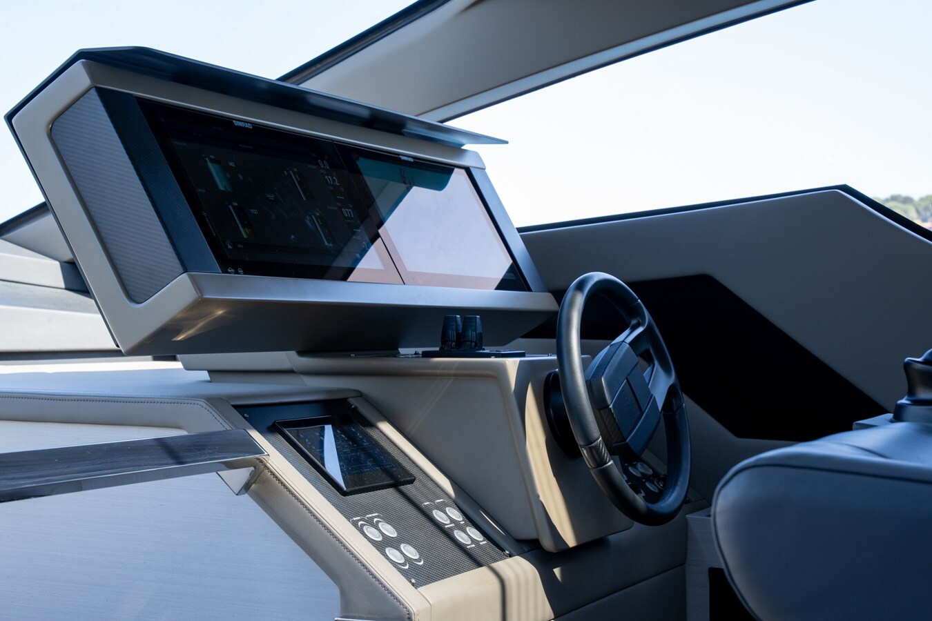 2024-pershing-69-3-13a96e