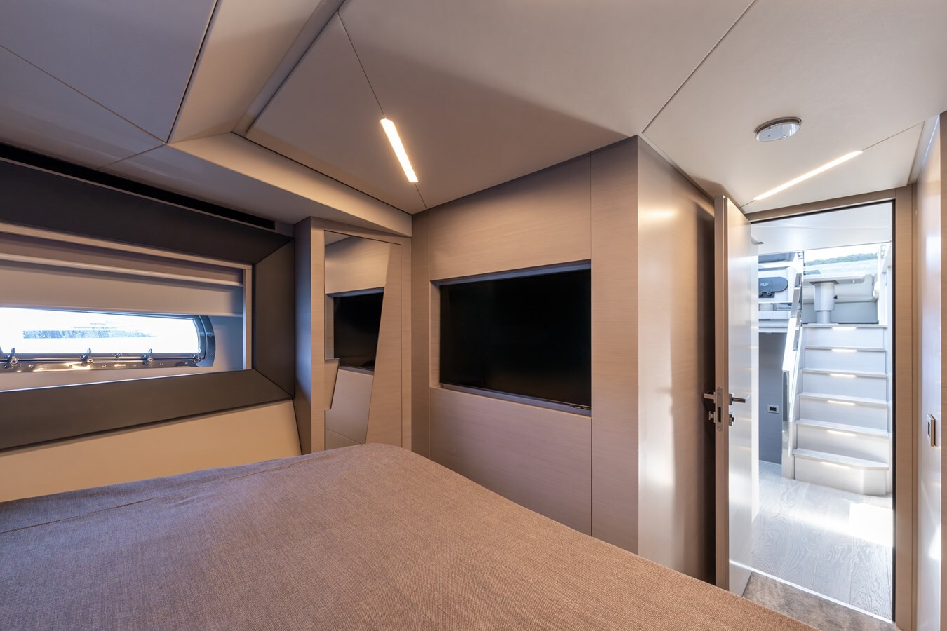 2024-pershing-69-3-13a96e