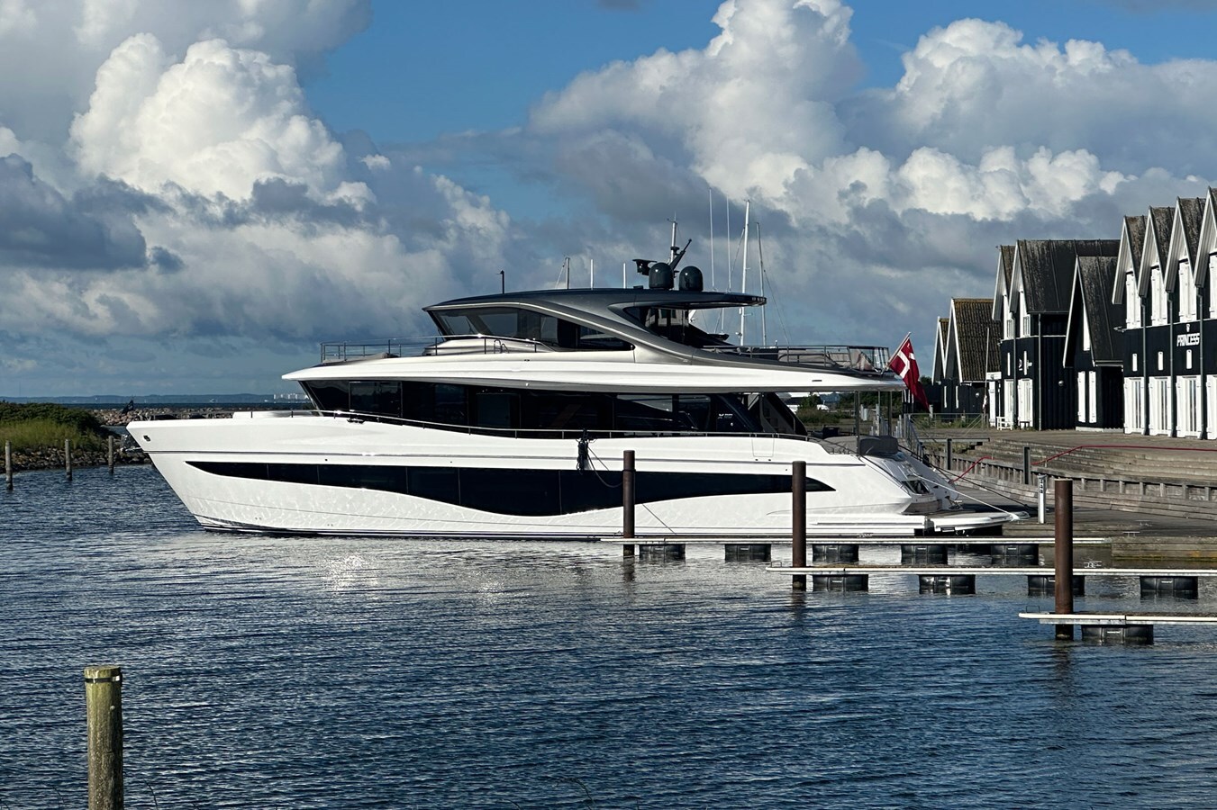 2024-princess-yachts-82-5-9ef528