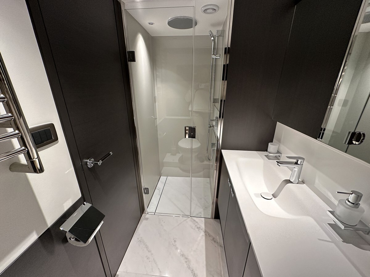 2024-princess-yachts-82-5-9ef528