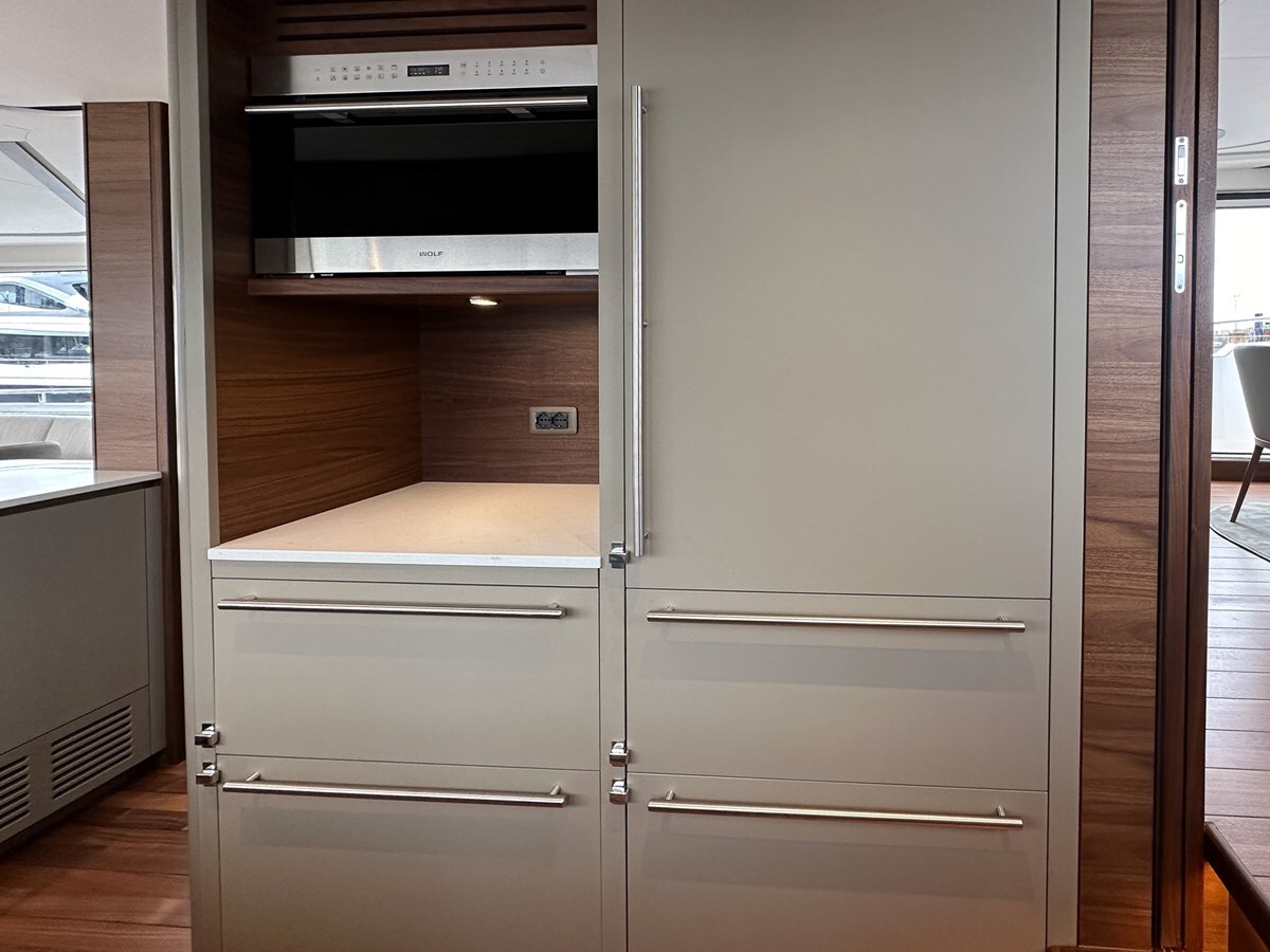 2024-princess-yachts-82-5-9ef528