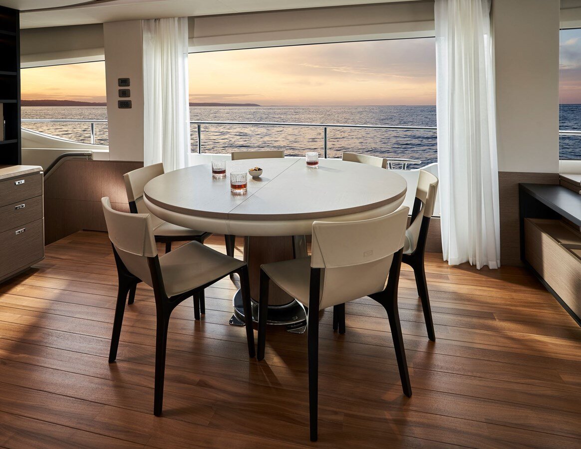 2024-princess-yachts-86-2-7f63b8