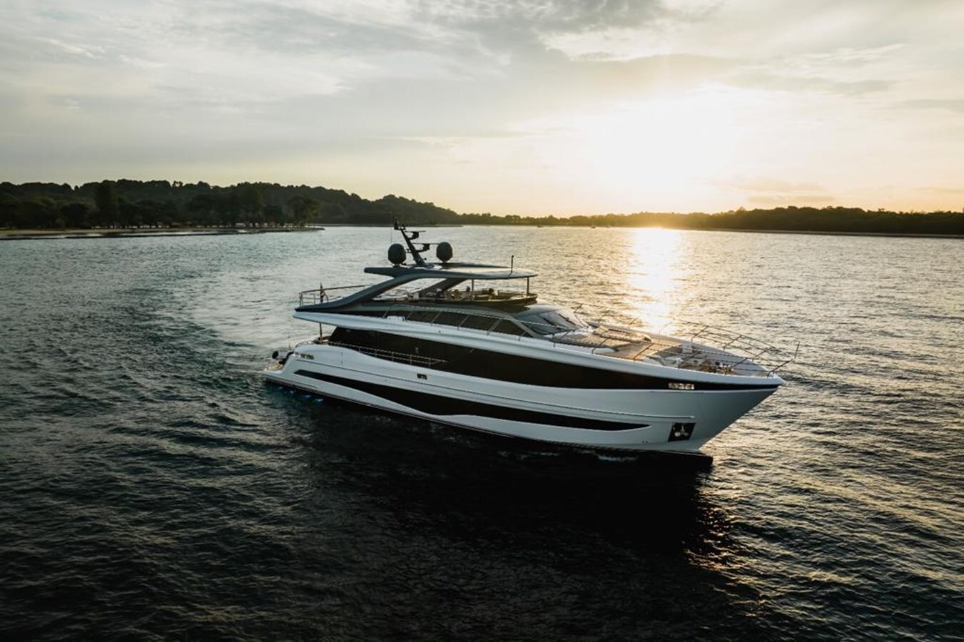 2024-princess-yachts-95-6-2af8e3