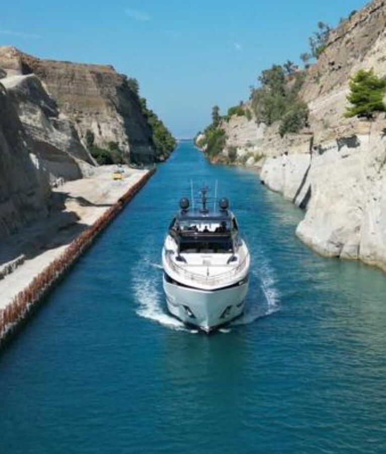 2024-princess-yachts-95-6-2af8e3