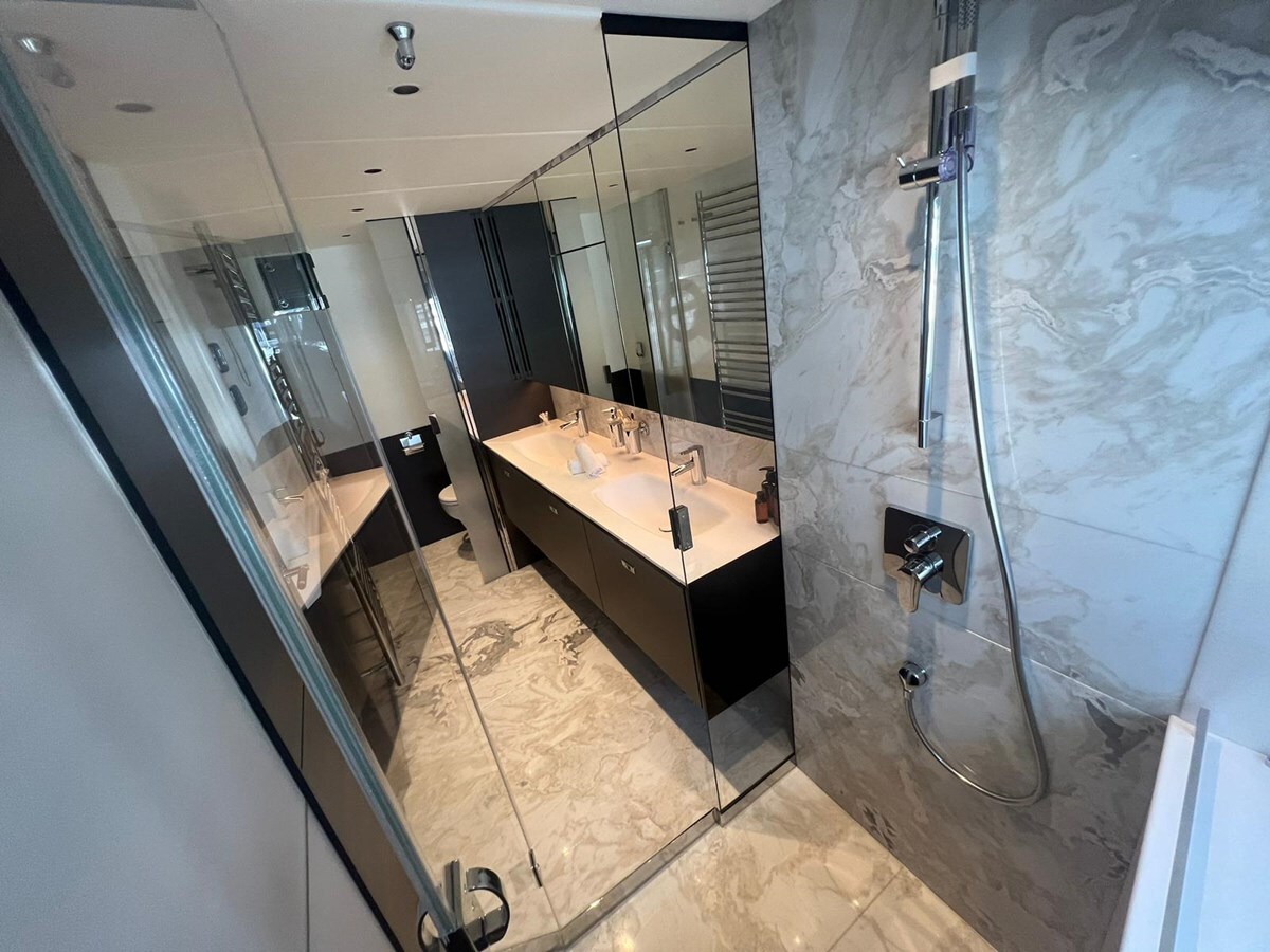 2024-princess-yachts-95-6-2af8e3