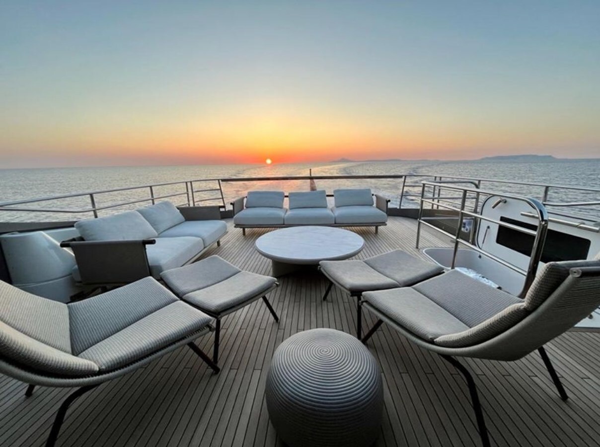 2024-princess-yachts-95-6-2af8e3