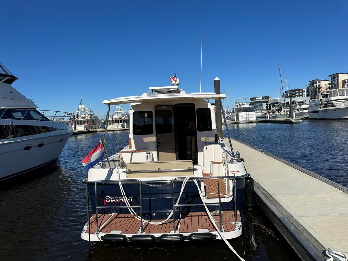 2024-ranger-tugs-34-10-72f705