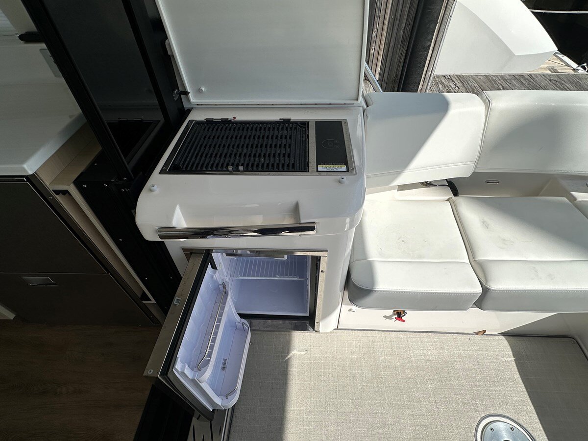 2024-regal-42-2-b2e9ee