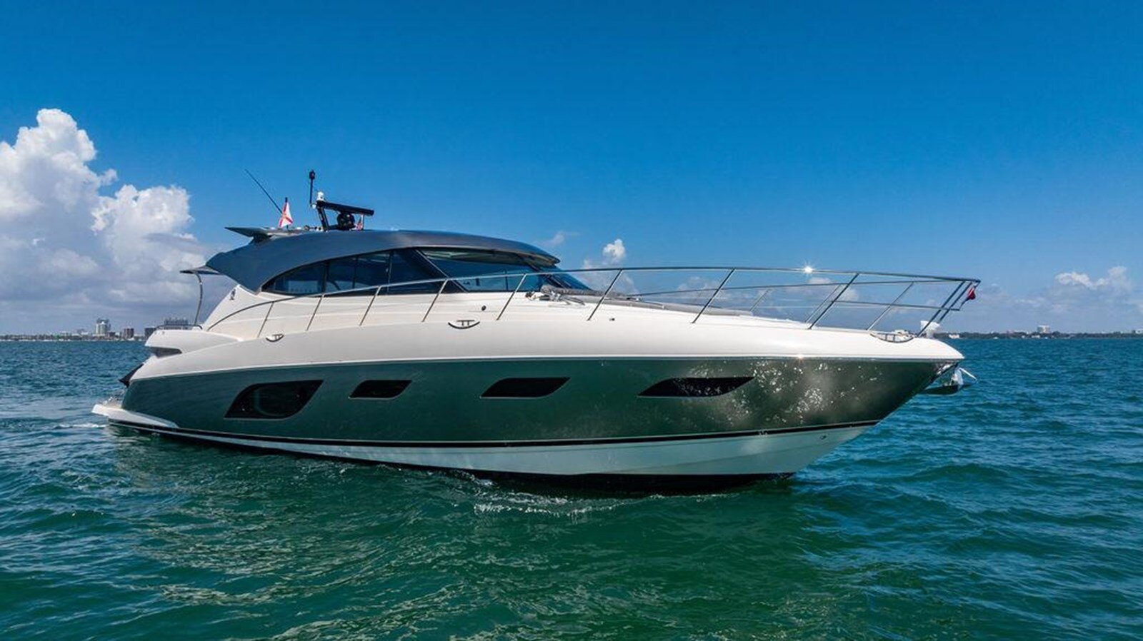 2024-riviera-australia-60-1-dac90f