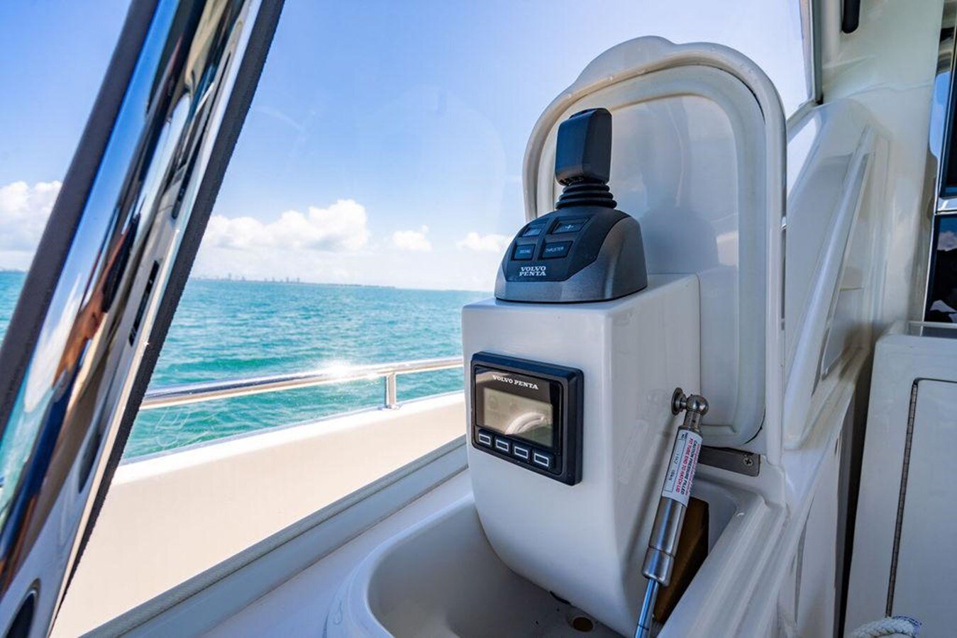 2024-riviera-australia-60-1-dac90f