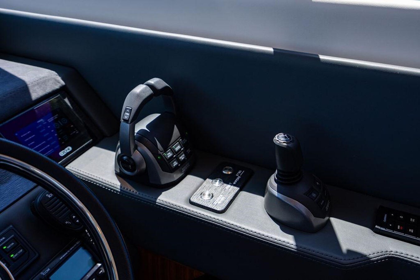 2024-riviera-australia-60-1-dac90f