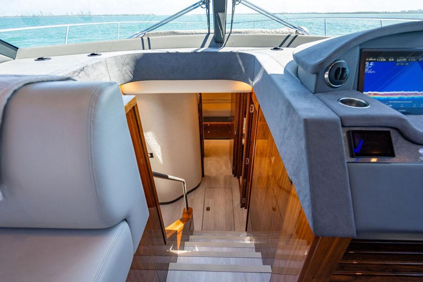 2024-riviera-australia-60-1-dac90f