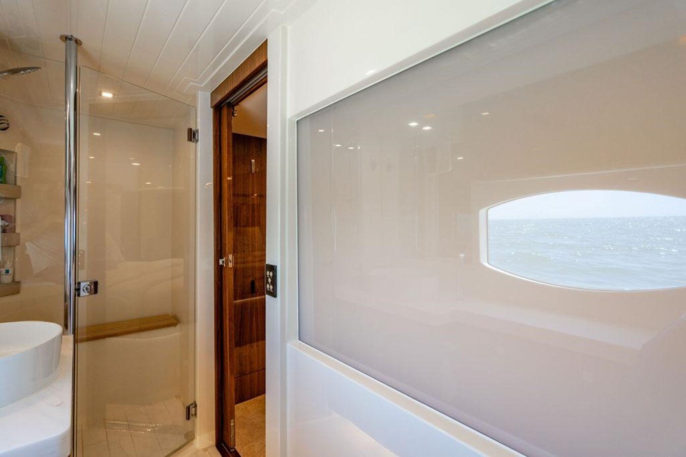 2024-riviera-australia-60-1-dac90f