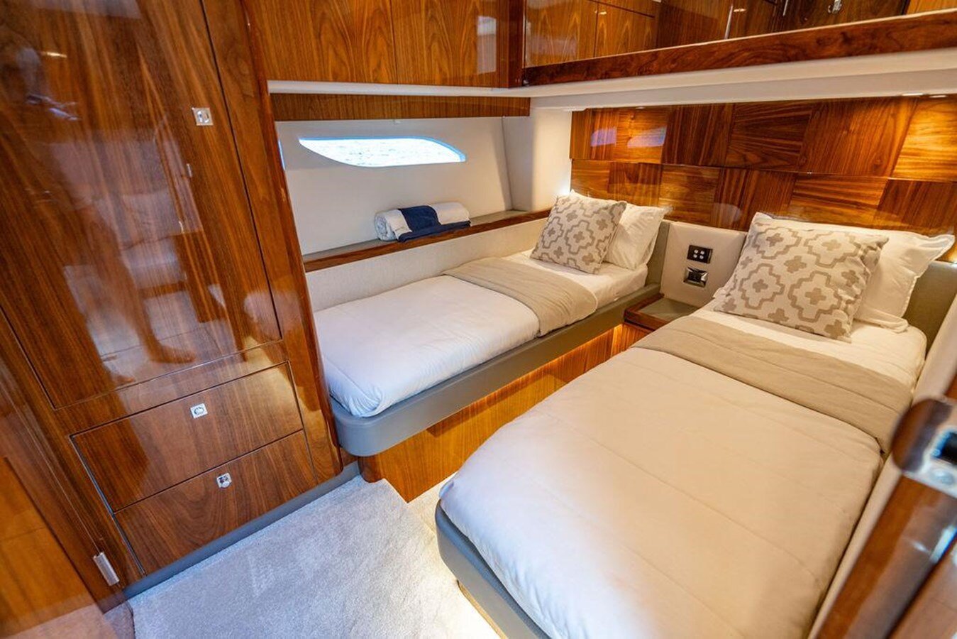 2024-riviera-australia-60-1-dac90f