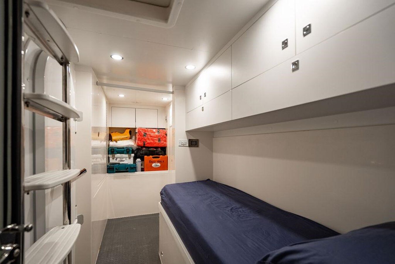 2024-riviera-australia-60-1-dac90f