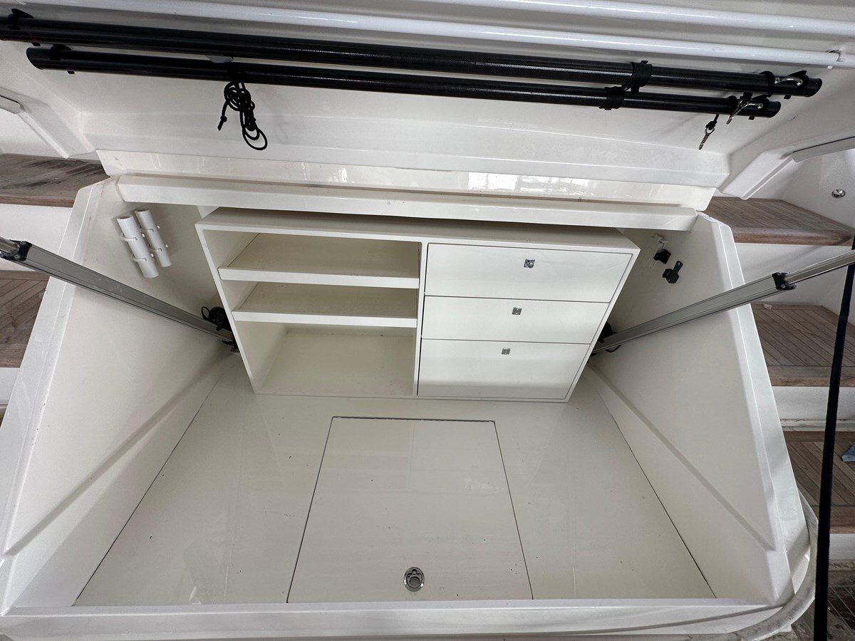 2024-riviera-australia-60-1-dac90f