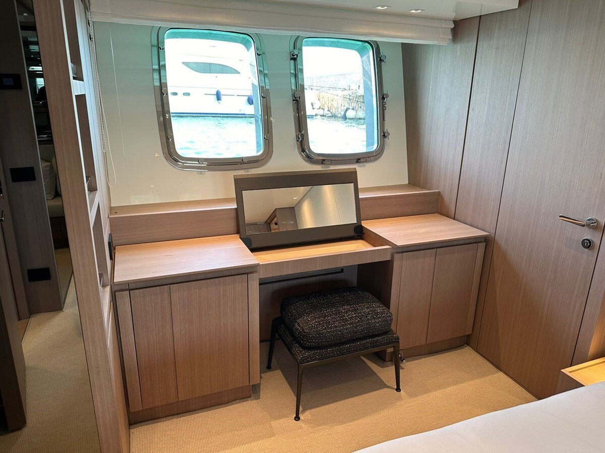 2024-sanlorenzo-77-11-64cf23