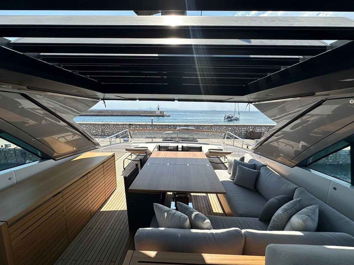 2024-sanlorenzo-77-11-64cf23