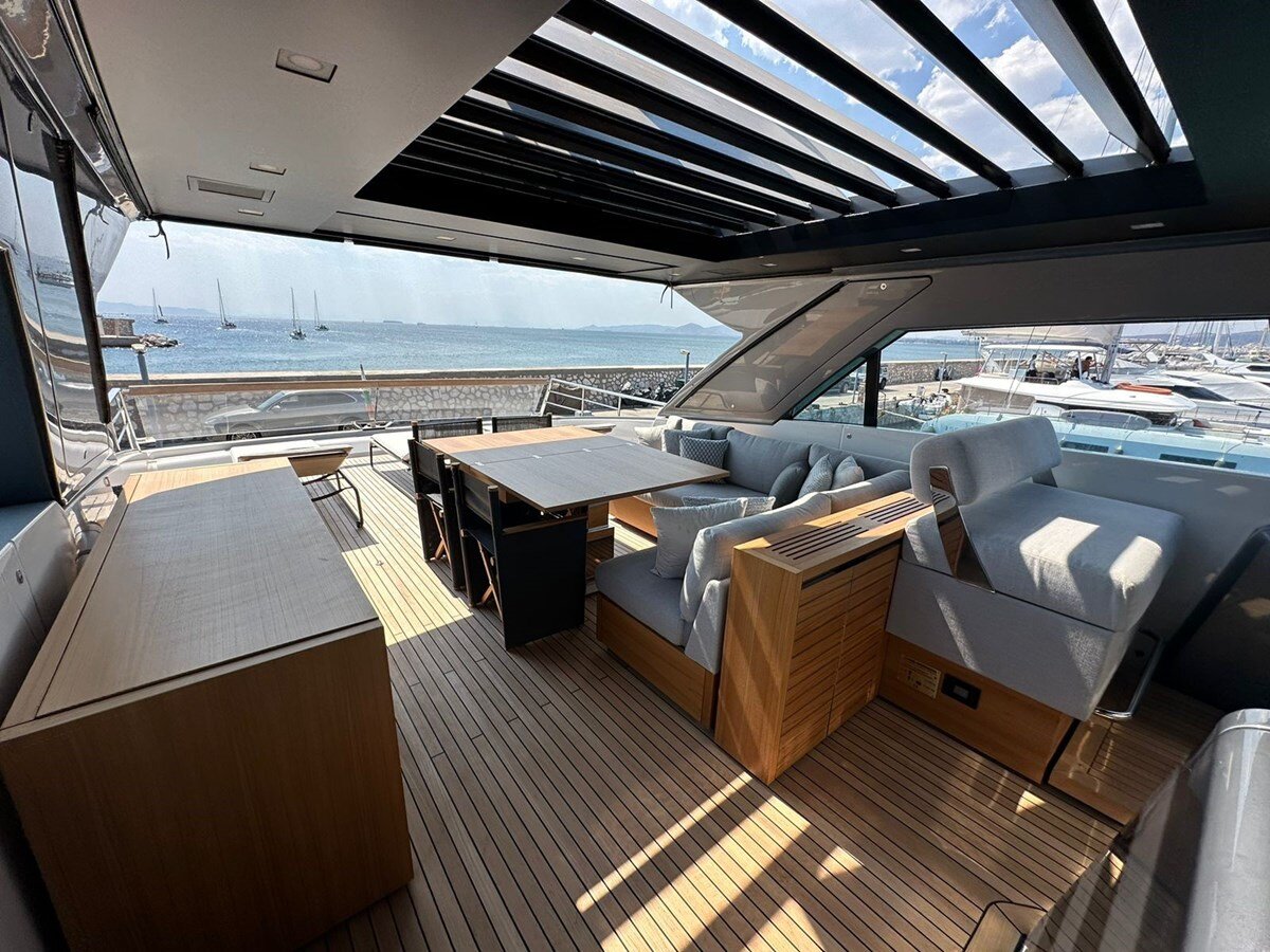 2024-sanlorenzo-77-11-64cf23