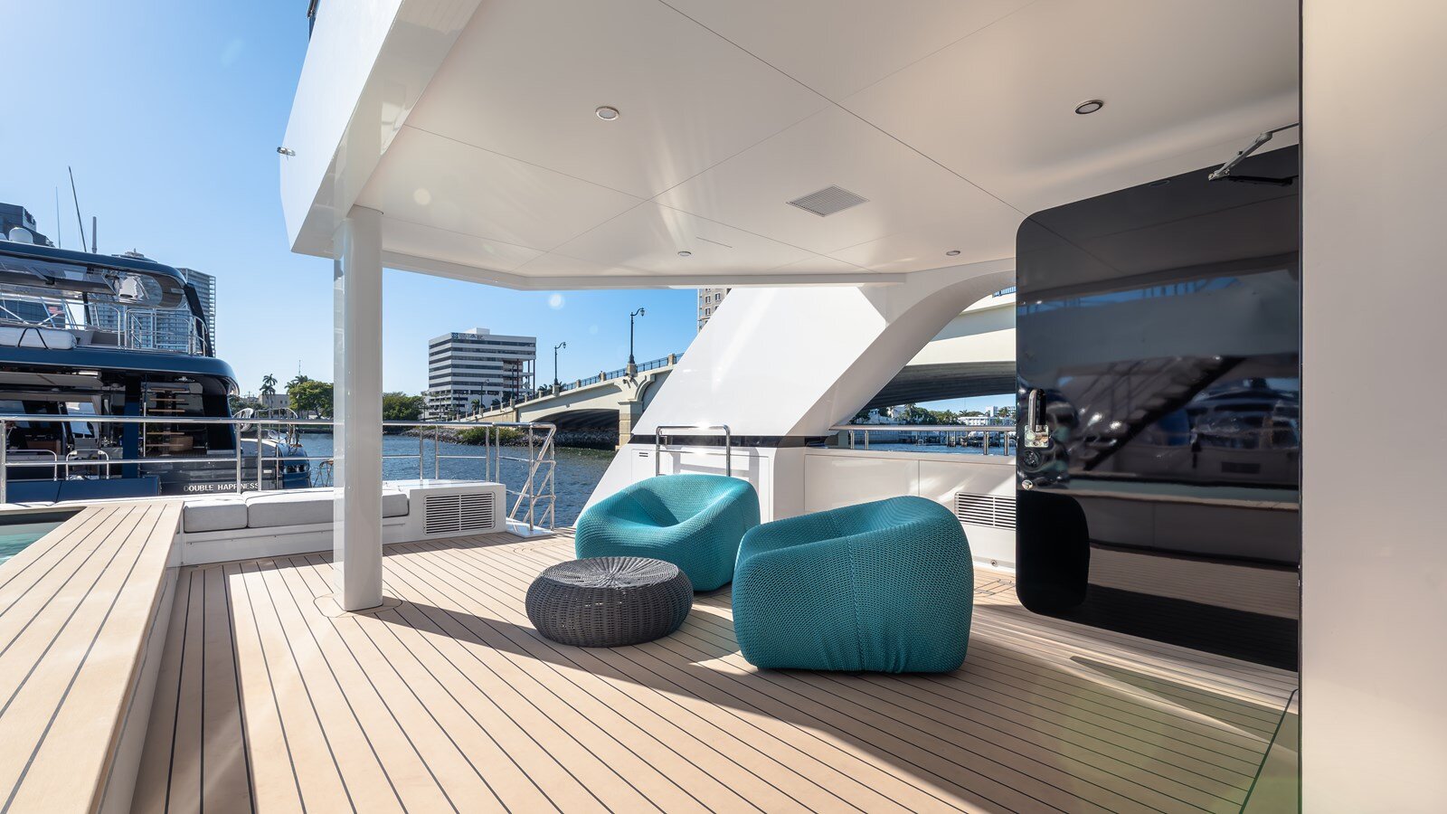 2024-silver-yachts-118-cc3044