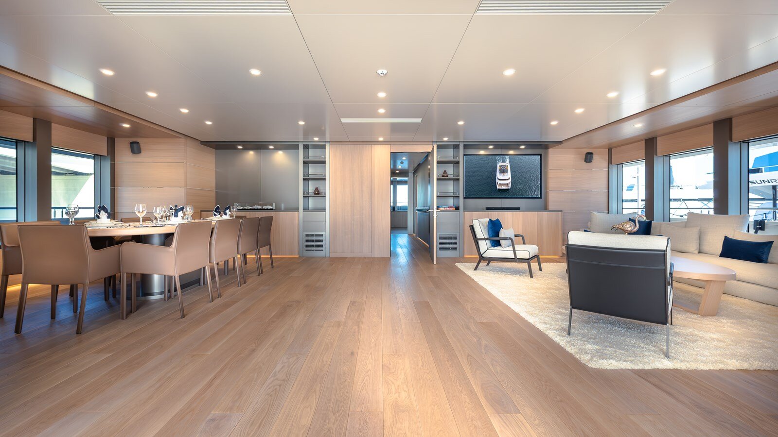 2024-silver-yachts-118-cc3044