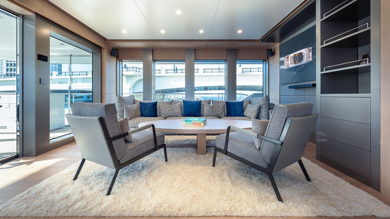 2024-silver-yachts-118-cc3044