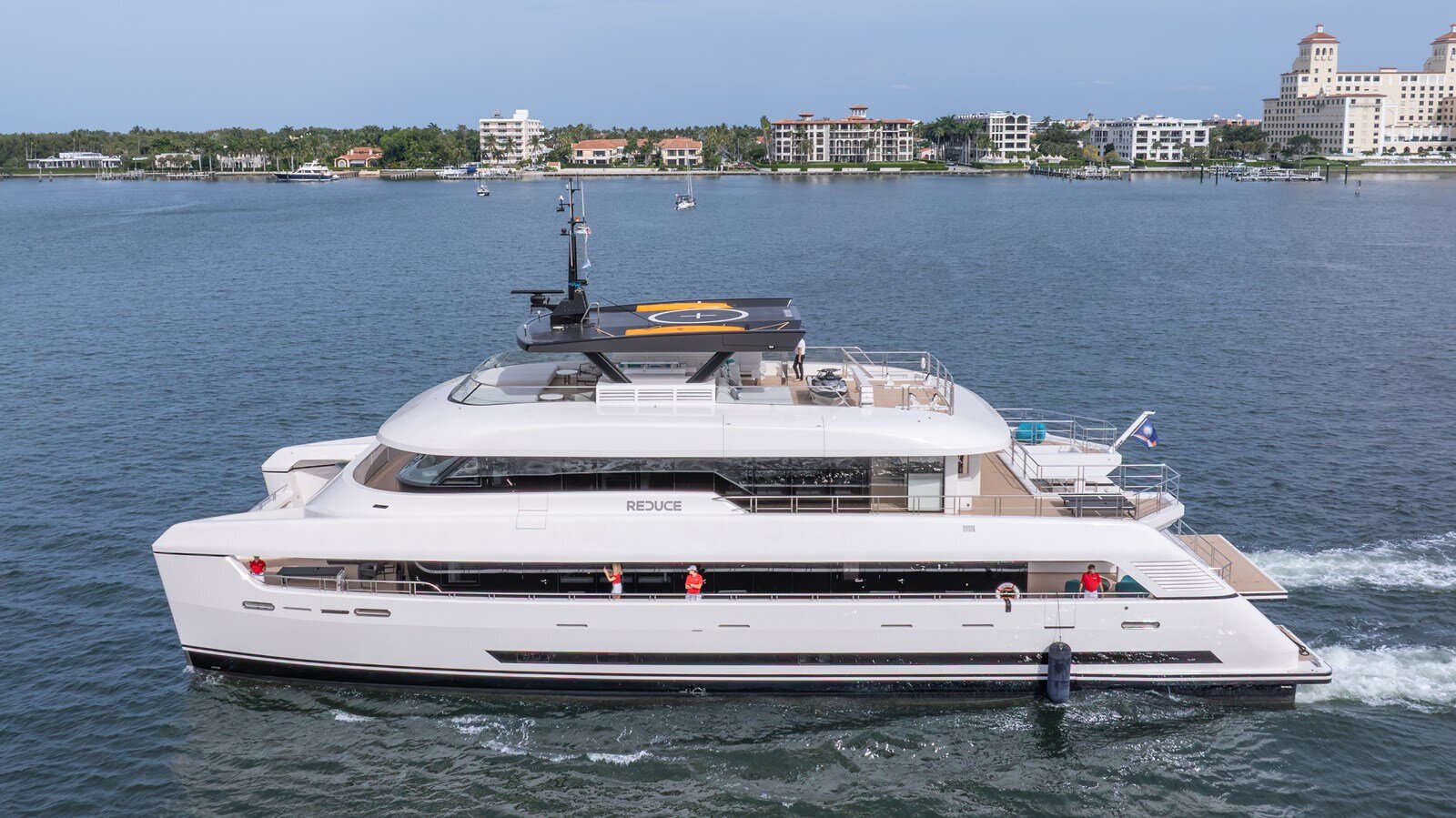 2024-silver-yachts-118-cc3044