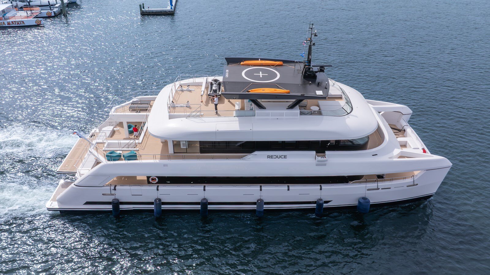 2024-silver-yachts-118-cc3044