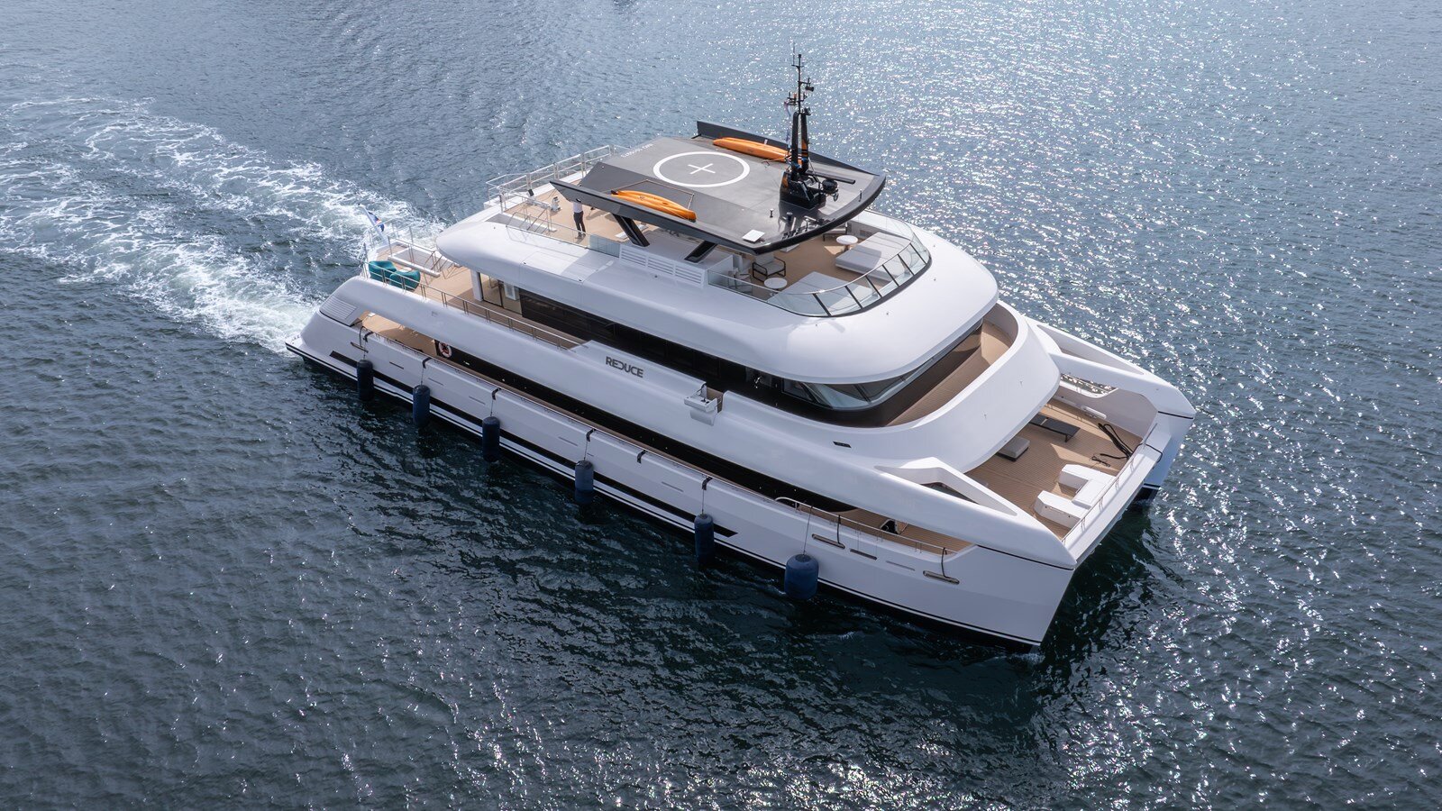 2024-silver-yachts-118-cc3044