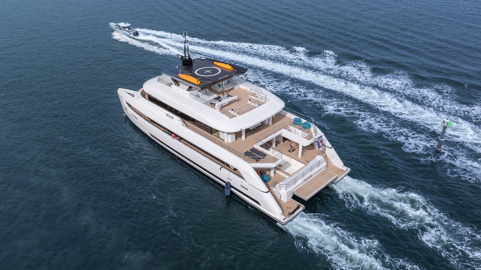 2024-silver-yachts-118-cc3044