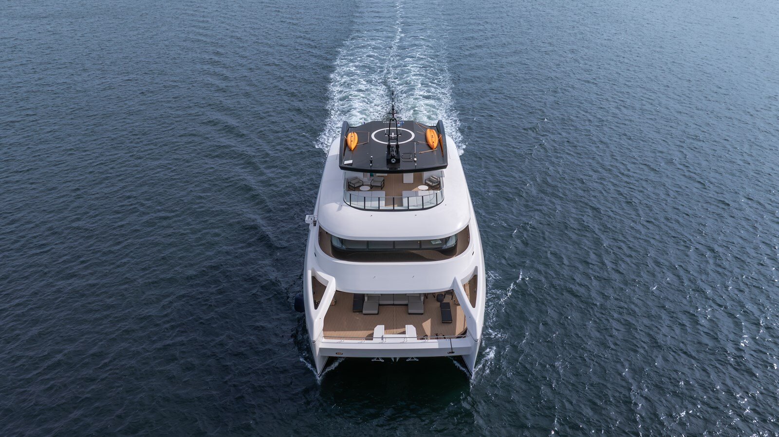 2024-silver-yachts-118-cc3044