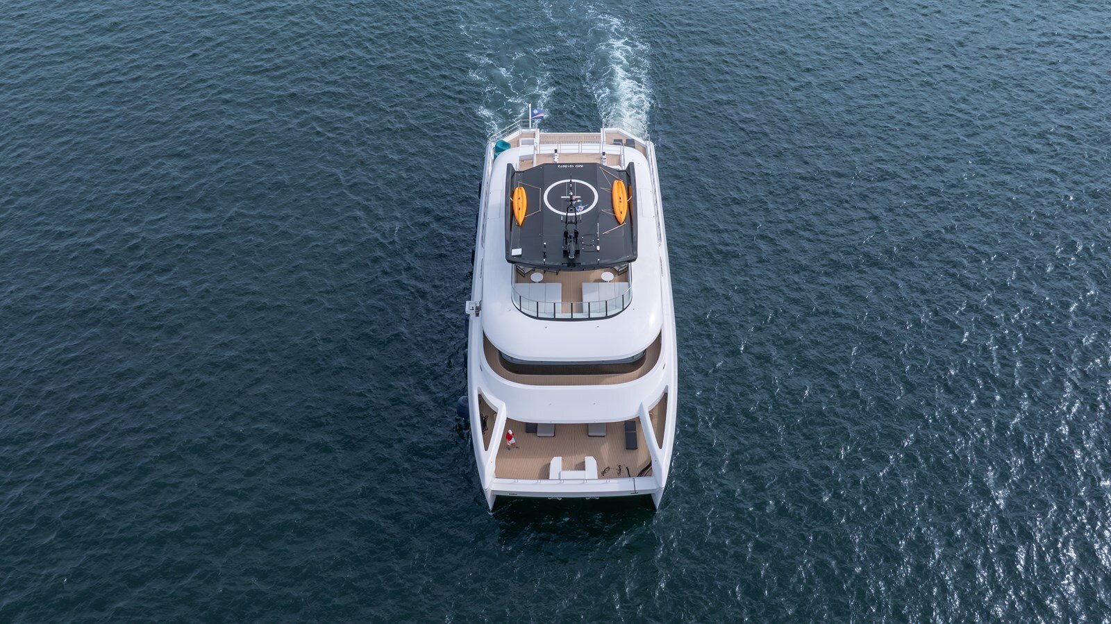 2024-silver-yachts-118-cc3044