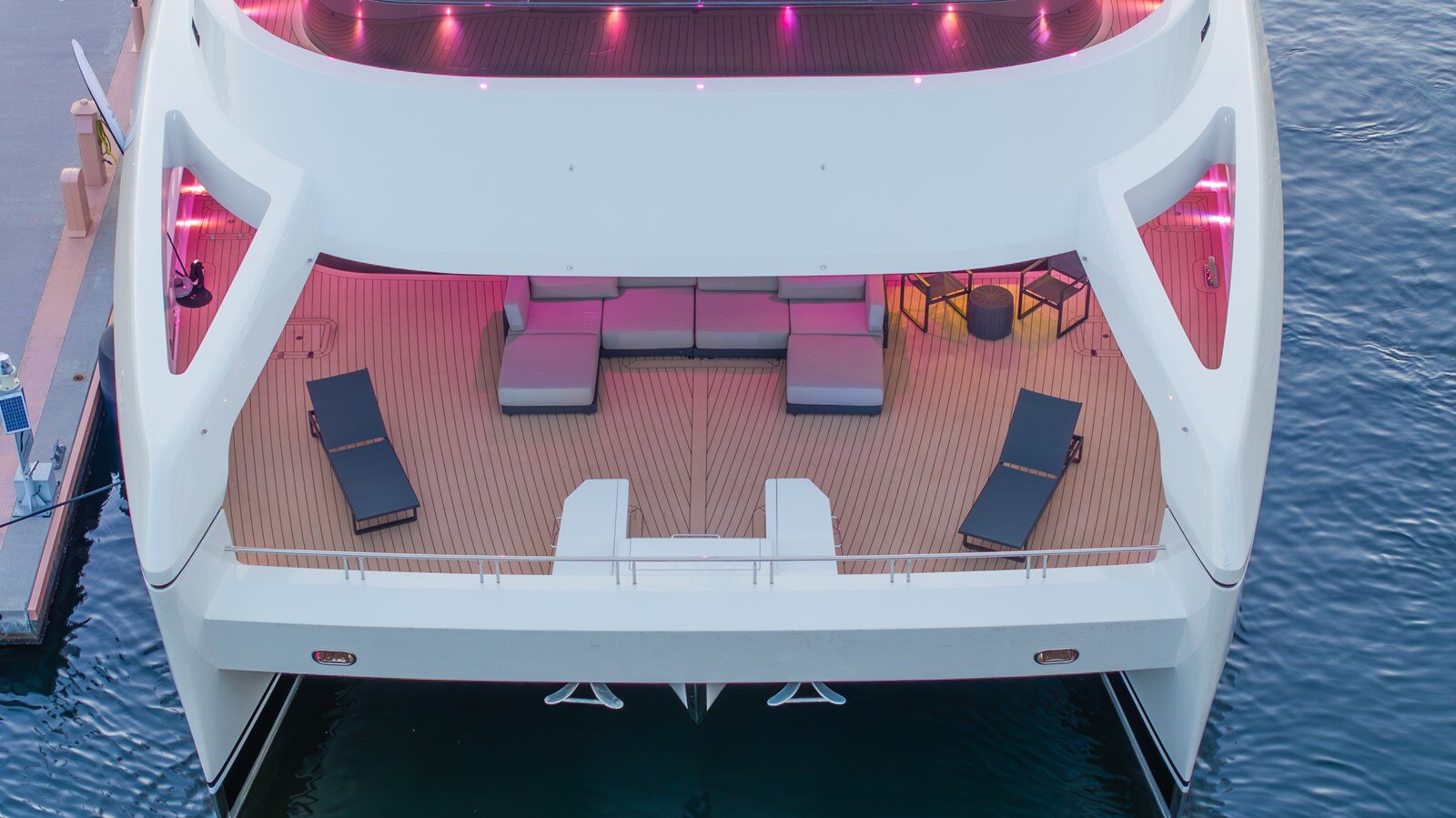 2024-silver-yachts-118-cc3044