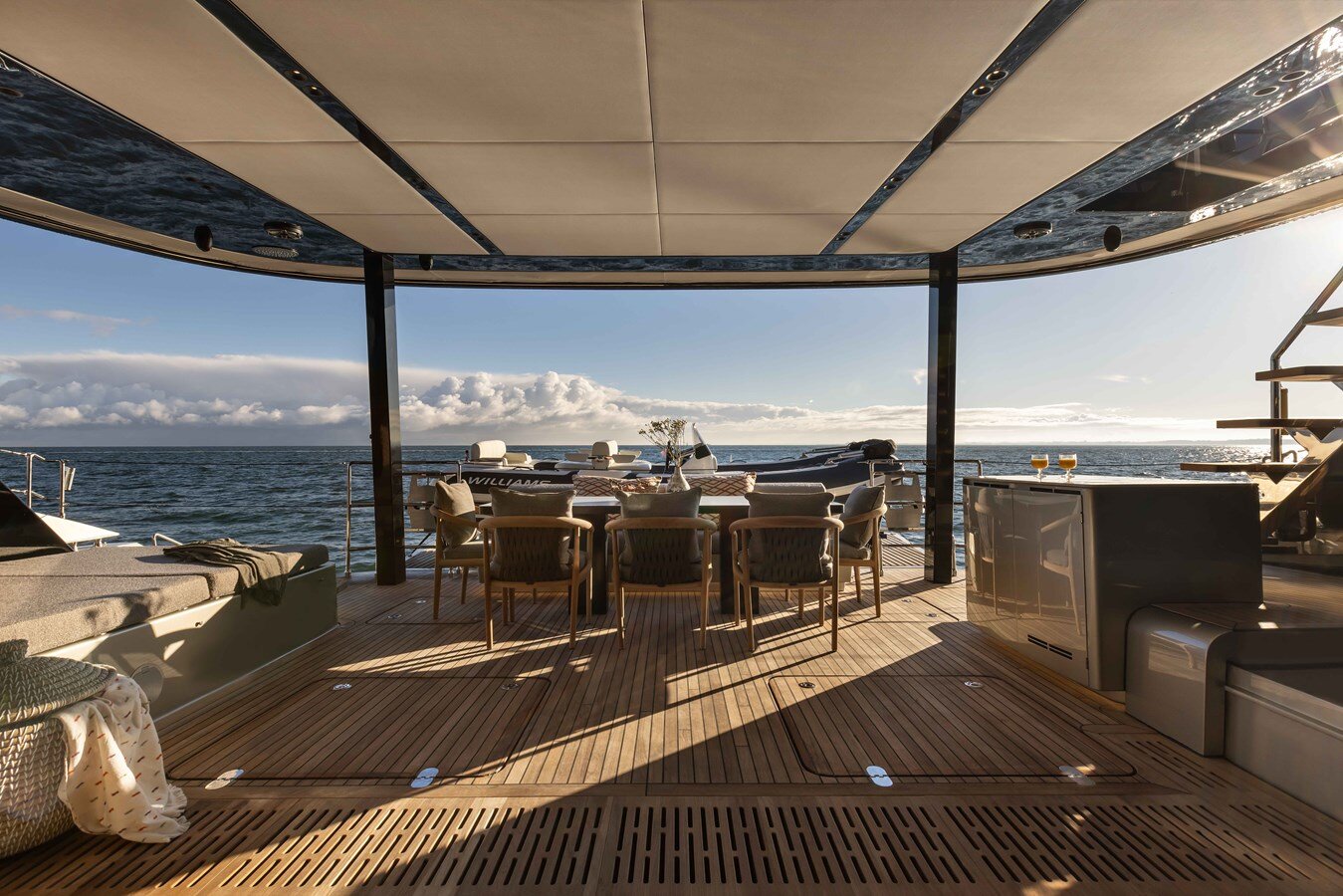 2024-sunreef-yachts-78-4-c986cc