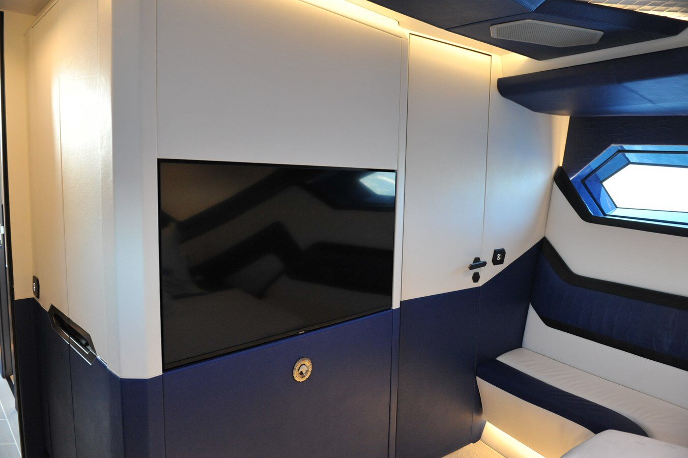 2024-tecnomar-65-7-8c7cb0