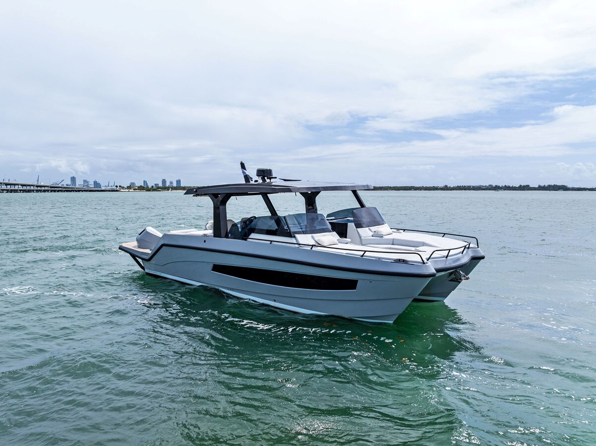 2024-tesoro-yachts-38-38dbca