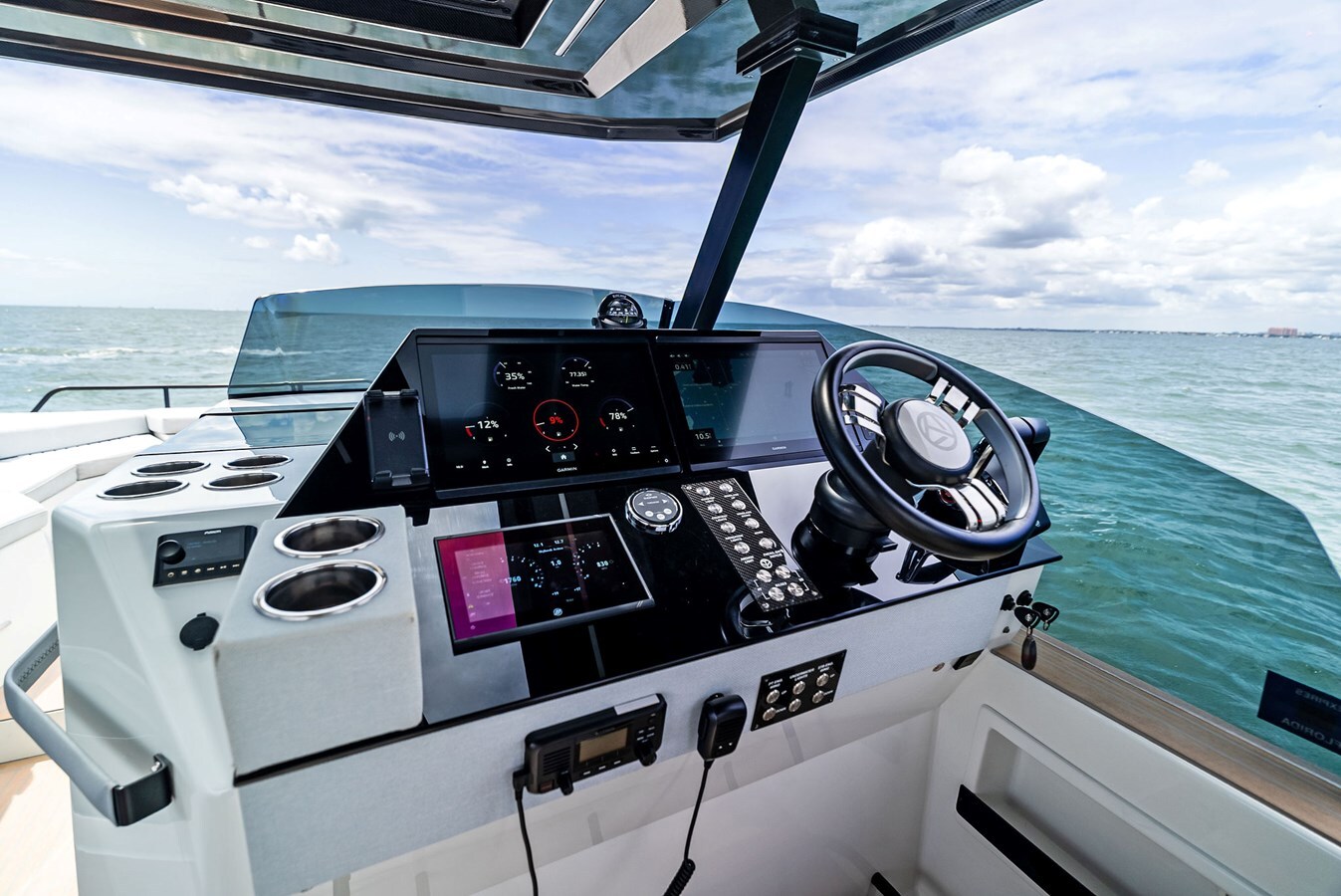 2024-tesoro-yachts-38-38dbca