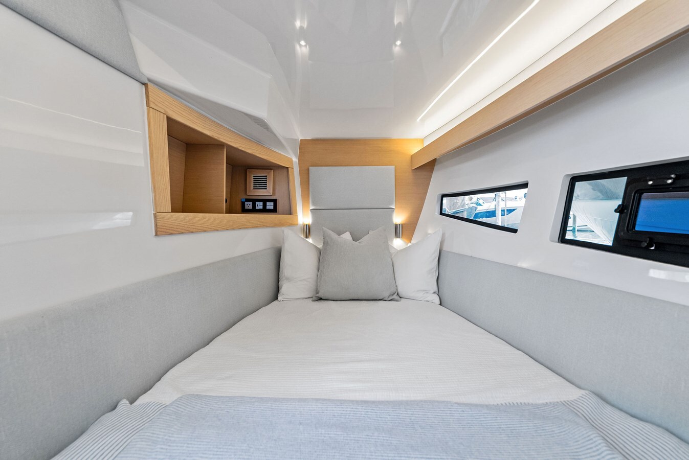 2024-tesoro-yachts-38-38dbca