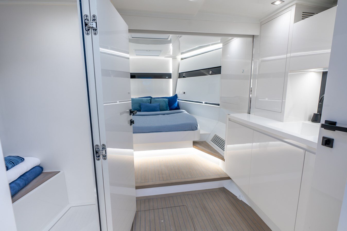 2024-vandutch-48-880b0e