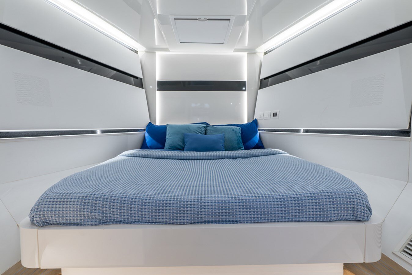 2024-vandutch-48-880b0e