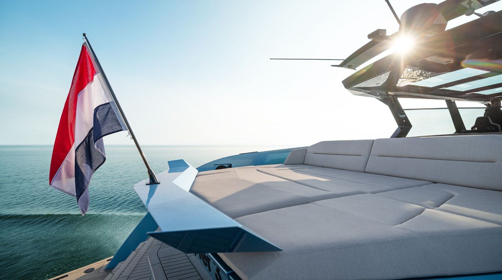 2024-vanquish-yachts-72-4-826514