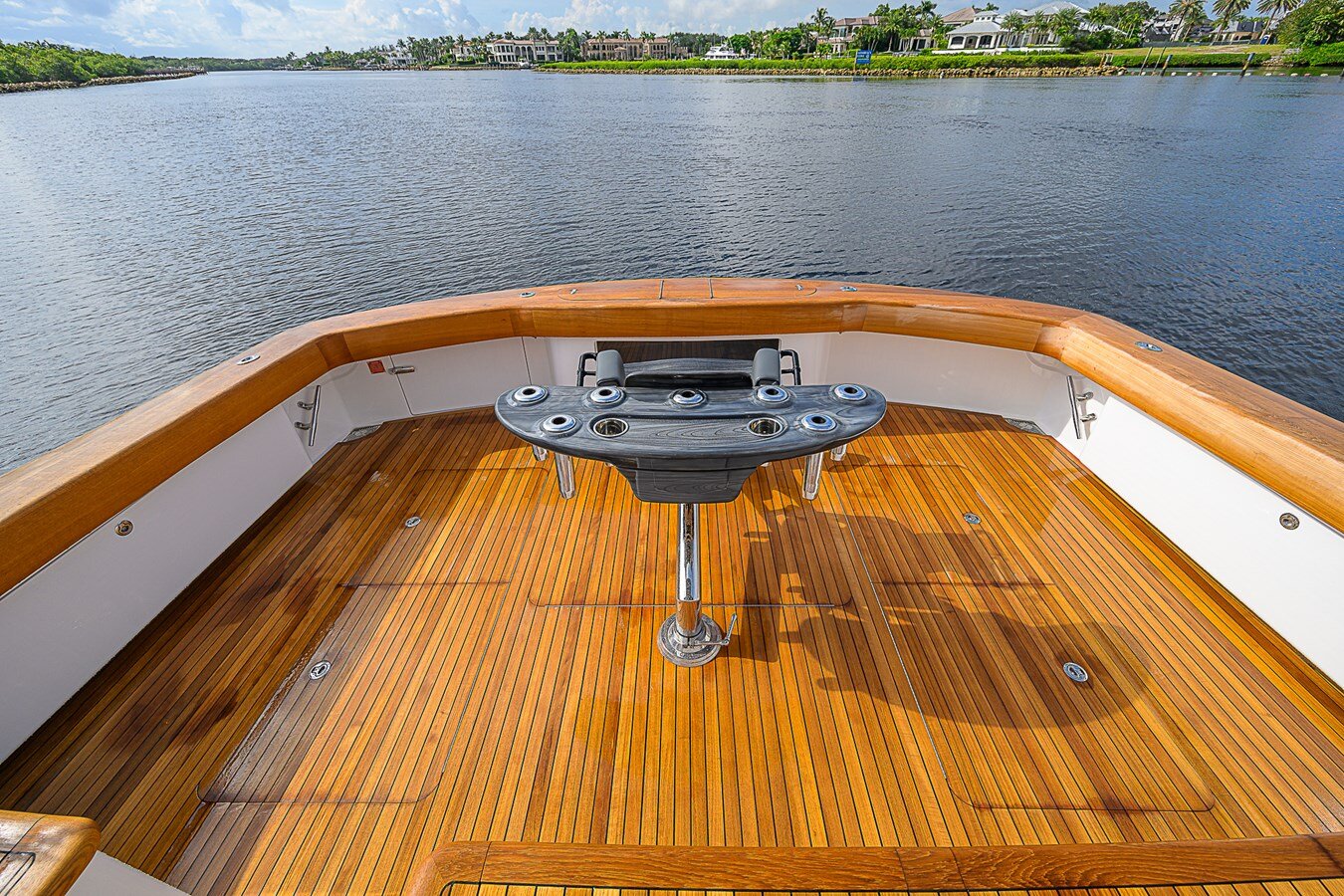 2024-viking-72-1-4b5a26