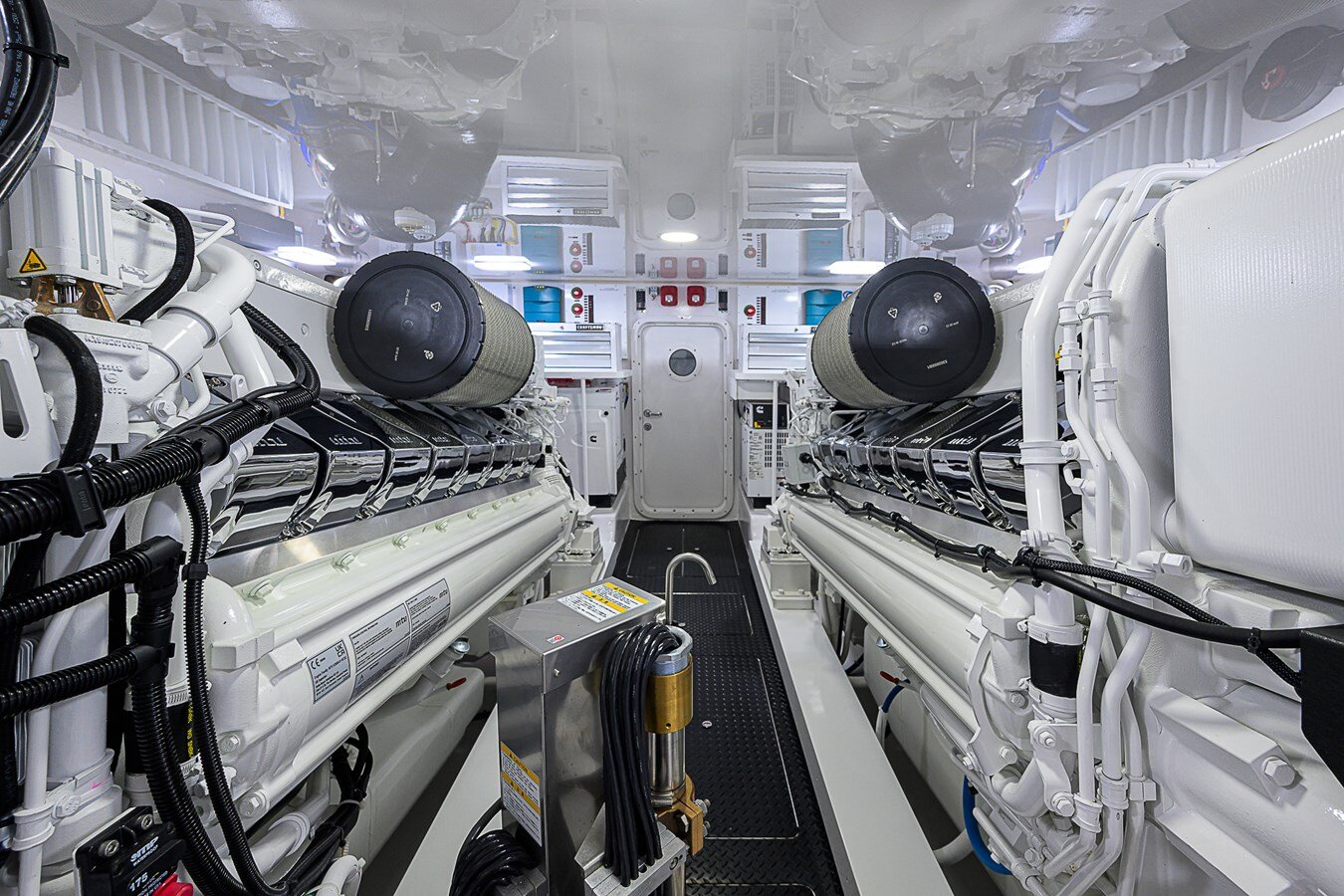 2024-viking-72-1-4b5a26