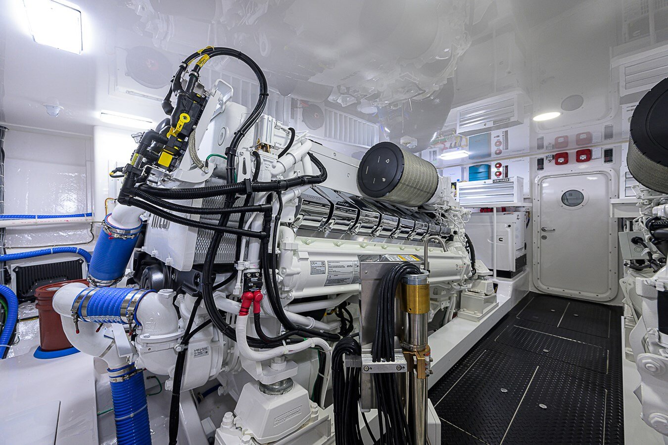 2024-viking-72-1-4b5a26