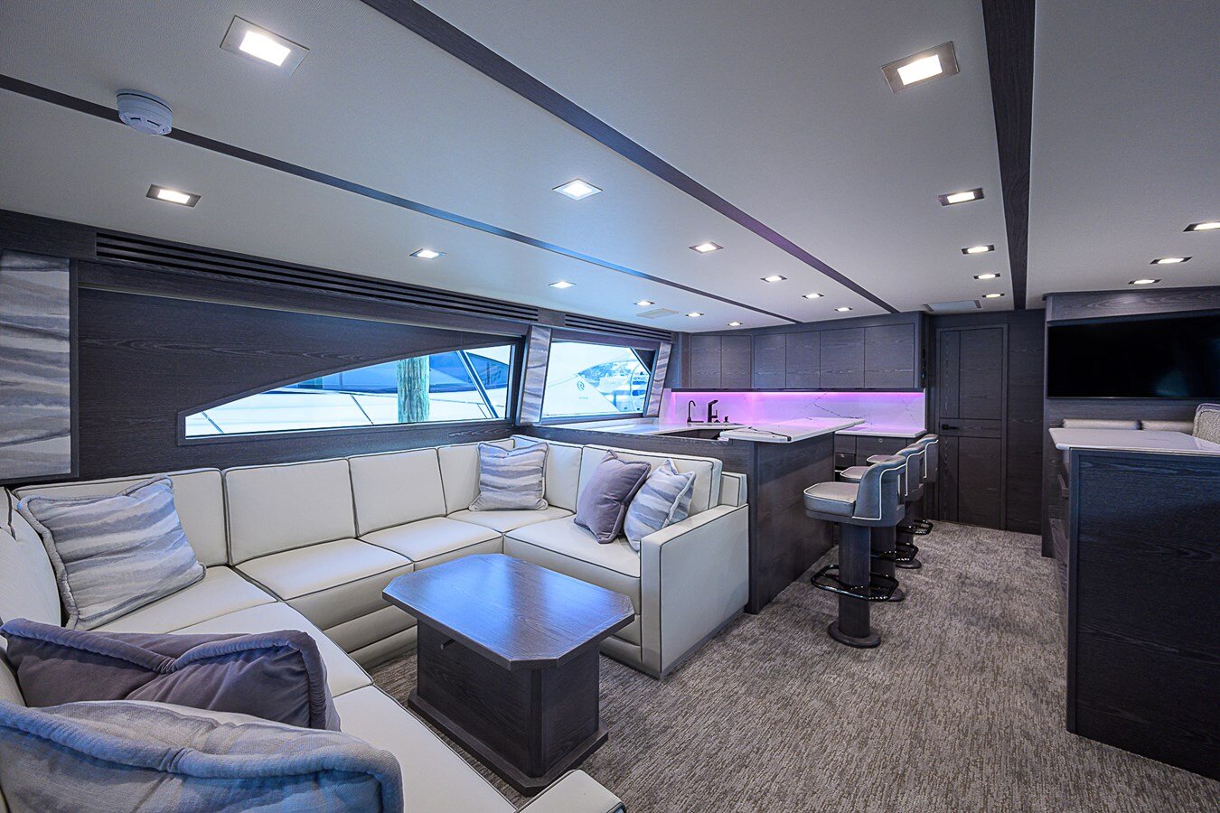 2024-viking-72-1-4b5a26