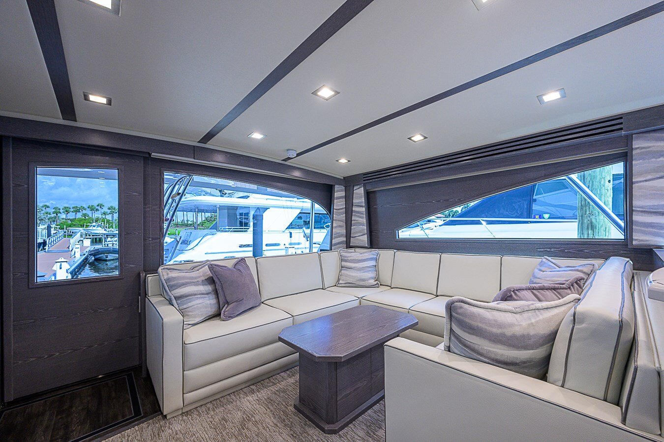 2024-viking-72-1-4b5a26