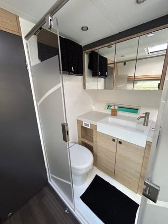 2024 XQUISITE YACHTS 53'